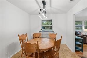 807 Elizabeth Boulevard - Photo 16