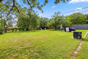 807 Elizabeth Boulevard - Photo 27