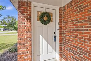 807 Elizabeth Boulevard - Photo 6