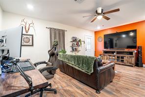 166 Private Road 1404 - Photo 10