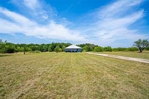 166 Private Road 1404 - Photo 2