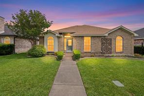 2124 Emerald Oaks - Photo 1