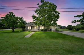 508 E Henderson Street - Photo 1