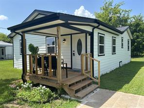 615 Smith Circle - Photo 1