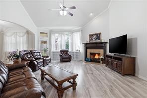 410 Charlie Way - Photo 2