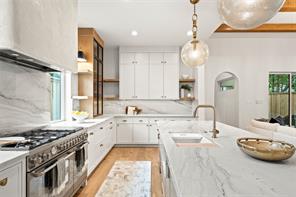 8730 Rexford Drive - Photo 16