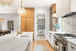 8730 Rexford Drive - Photo 18