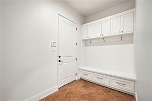 8730 Rexford Drive - Photo 24