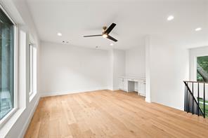 8730 Rexford Drive - Photo 31