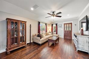 431 Cockerell Street - Photo 4