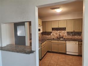 808 Howell Drive - Photo 6