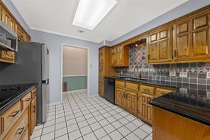 2812 Chimney Hill Drive - Photo 10