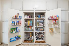 607 N Parkridge Drive - Photo 10