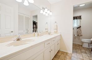 607 N Parkridge Drive - Photo 18