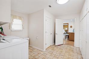 607 N Parkridge Drive - Photo 19