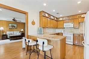 607 N Parkridge Drive - Photo 6