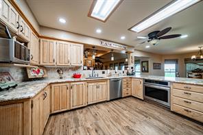 4946 County Road 410 - Photo 6