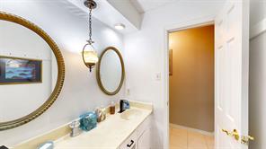 7432 Brentwood Stair Road - Photo 27