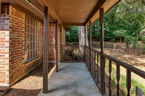 7432 Brentwood Stair Road - Photo 5