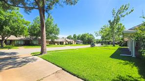 1601 Yarborough Drive - Photo 2