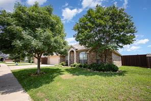 103 Haymeadow Drive - Photo 3