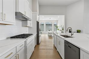 404 Lacey Oak Lane - Photo 13