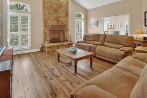 7402 Hampton Drive - Photo 7