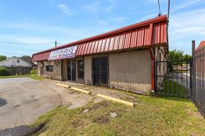 3908 Mansfield Highway - Photo 2