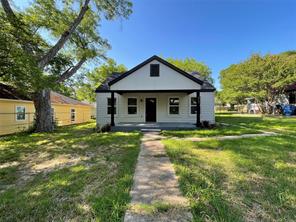 607 E Monterey Street - Photo 1