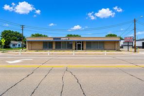 222 W Parkway Street - Photo 1