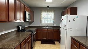 1730 Nomas Street - Photo 1