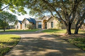 182 Lakeview Drive - Photo 1