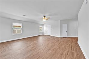 2103 Redwood - Photo 12
