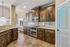 2452 Elm Valley Drive - Photo 3