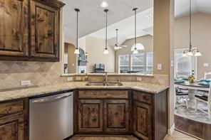 2452 Elm Valley Drive - Photo 5