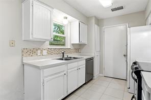 400 Woodlake Circle - Photo 6