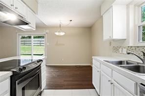 400 Woodlake Circle - Photo 8