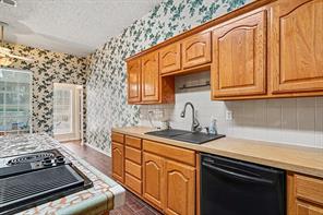 1249 Cross Creek Drive - Photo 10