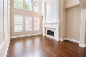 4453 Red Barn Drive - Photo 4