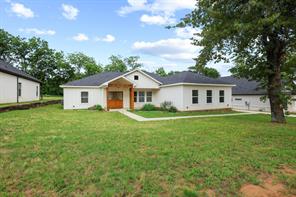 1834 S Park Avenue - Photo 1