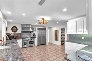 144 Redondo Drive - Photo 12
