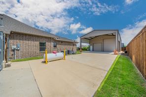 1745 Meadowbrook Lane - Photo 4