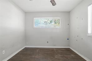 1029 Usher Street - Photo 17