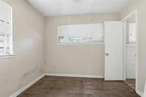 1029 Usher Street - Photo 21