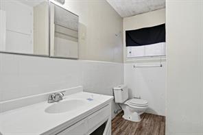 1029 Usher Street - Photo 24