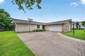 1744 Gross Road - Photo 2