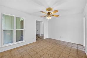 1744 Gross Road - Photo 6