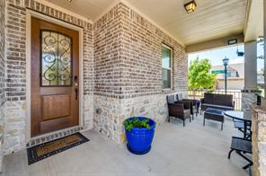 704 Louisville Road - Photo 4