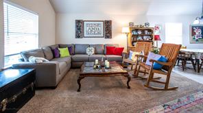 206 W Oak - Photo 5