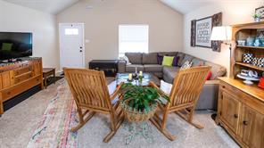 206 W Oak - Photo 6